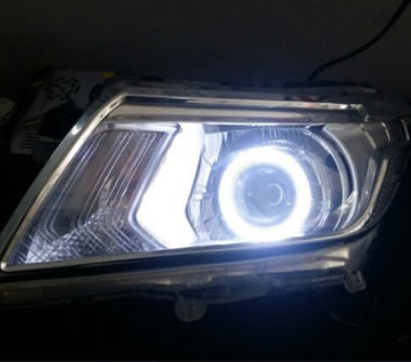 do-den-led-bi-ford-fiesta-3