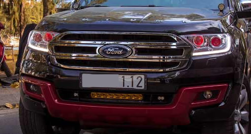 do-den-mica-oto-ford-everest-5