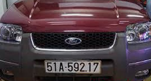 do-den-xe-o-to-re-ford-escape-9