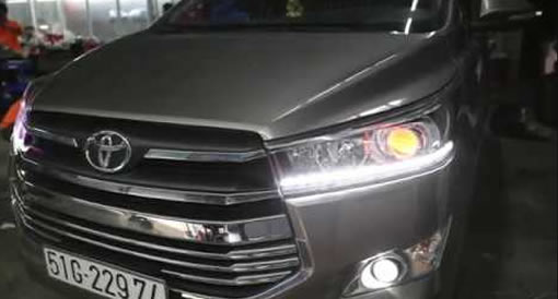 do--den-4-bi-xenon-toyota-innova-ad