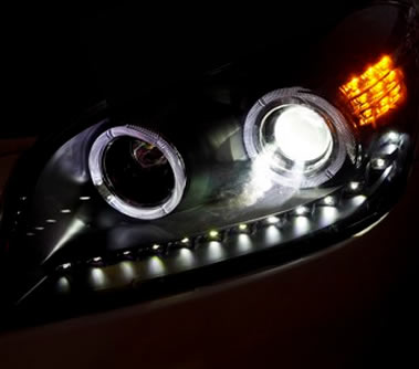 do-den-cum--led-oto-toyota-rav4-a