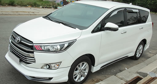 do-xe-toyota-innova-b